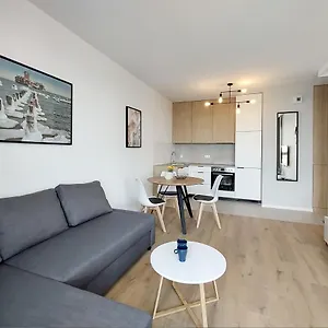  Apartament Elegant 3city With Parking In By Renters Polska